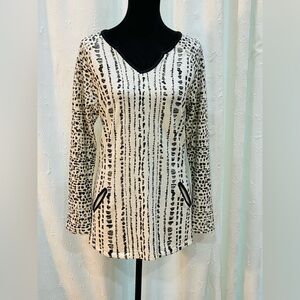 Wild Palms tunic is a size small, made from 100% cotton, new like condition